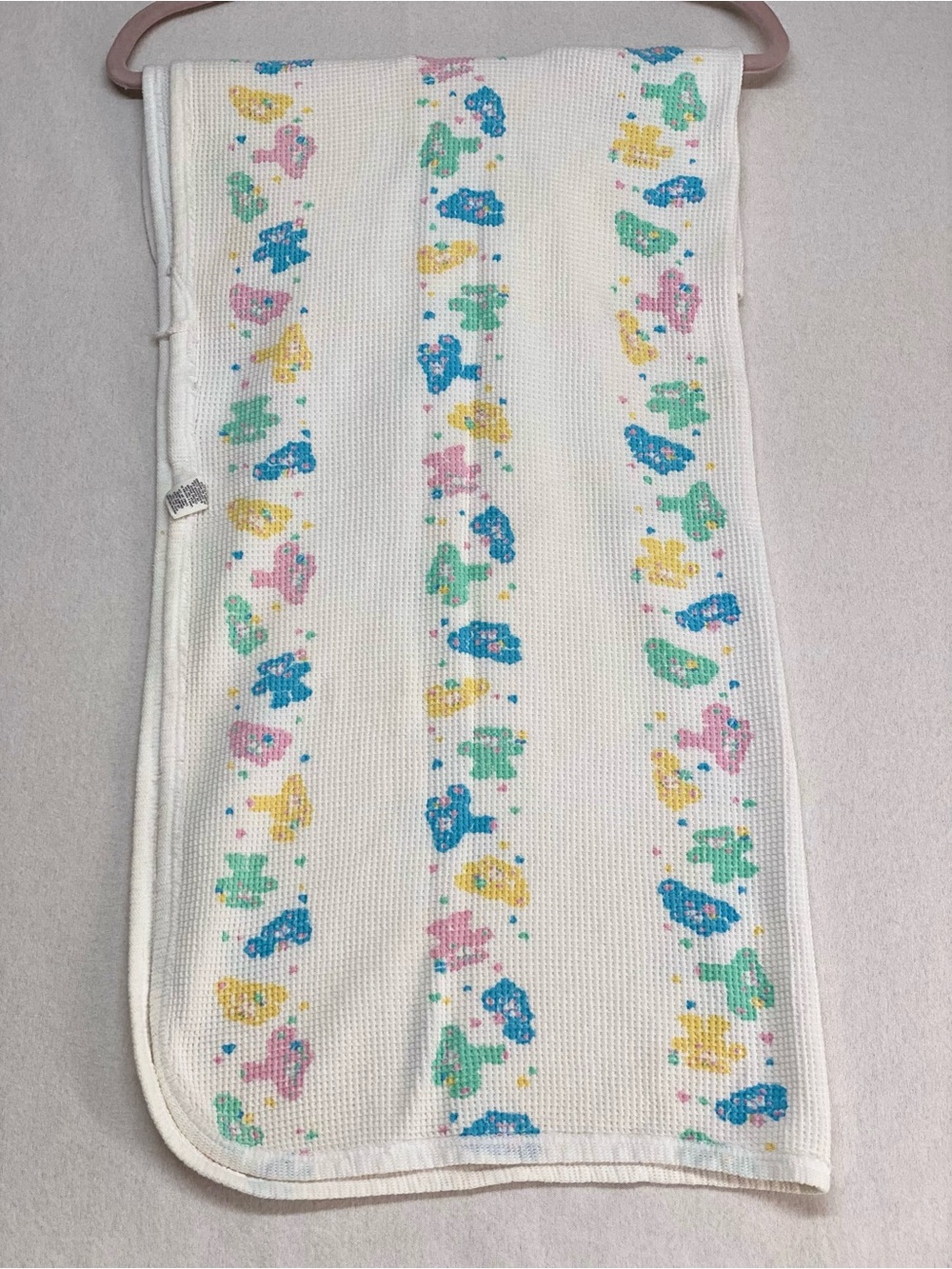 Vintage Baby Morgan Soft Cotton Thermal Waffle Blanket Pastel Bear Pattern USA